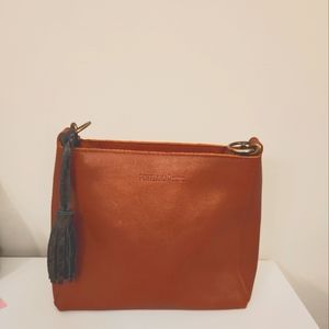 Portland Leather honey Crossbody Bag